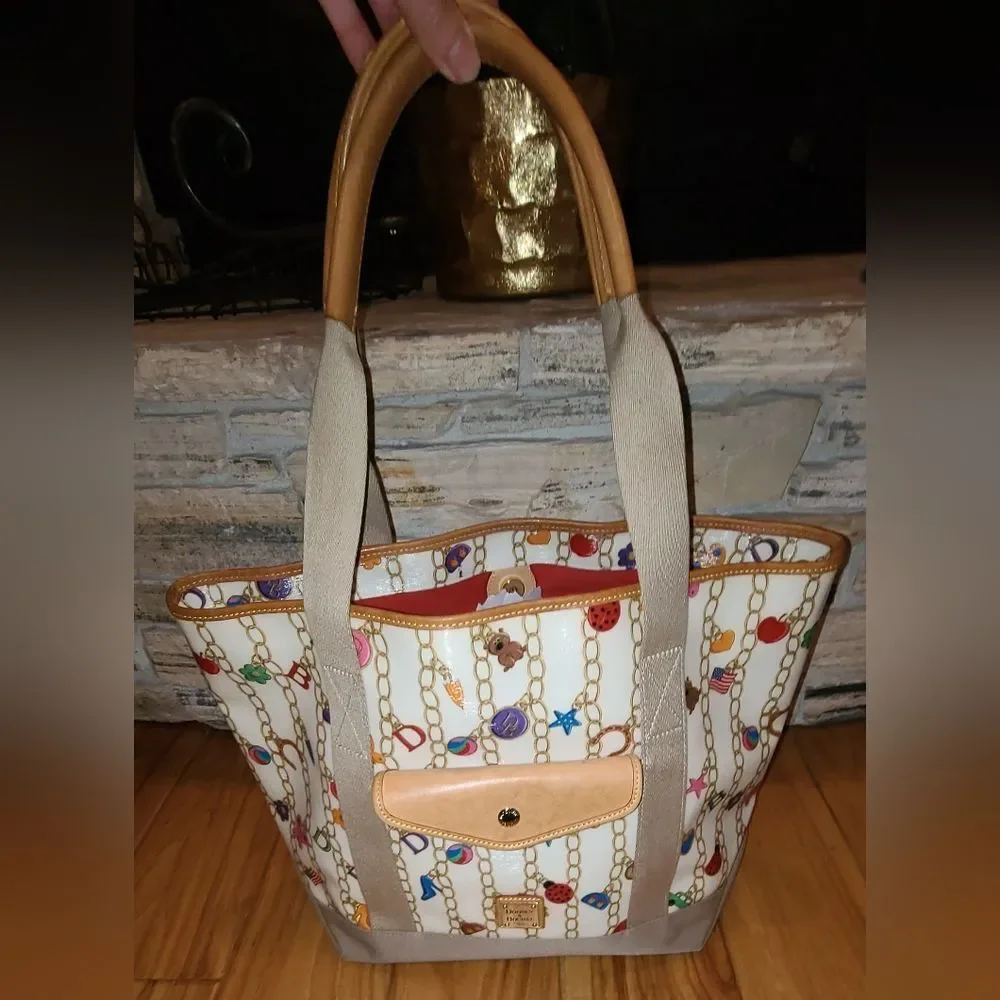 Dooney & BOURKE VINTAGE HOLIDAY CHARMS Chain Pattern Tote Bag PURSE